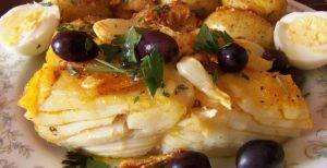 Bacalhau assado com batatas
