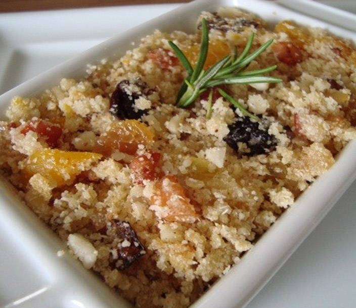 RECEITA DE FAROFA NATALINA COM FRUTAS